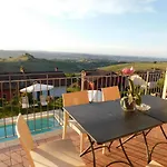 Bed & Breakfast Domus Langhe 4*