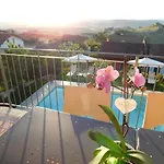 Bed & Breakfast Domus Langhe
