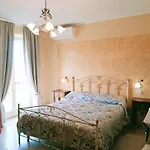 Domus Langhe B&B