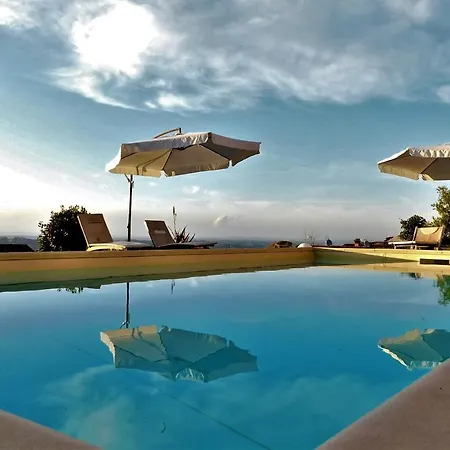 Domus Langhe Bed & Breakfast Treiso