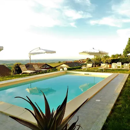 Domus Langhe Bed and breakfast 4*