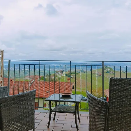 Bed and breakfast Domus Langhe Treiso