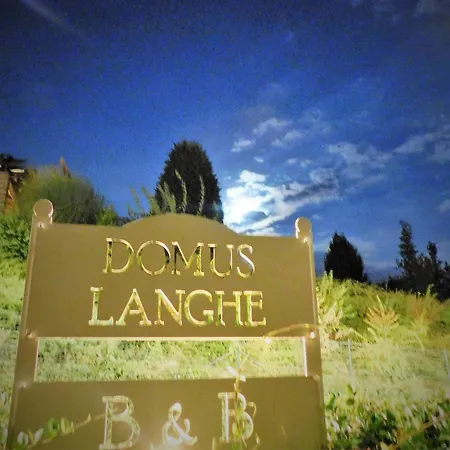 Bed & Breakfast Domus Langhe 4*