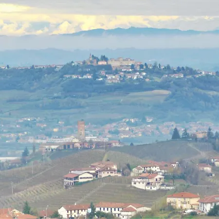Bed & Breakfast Domus Langhe 3*